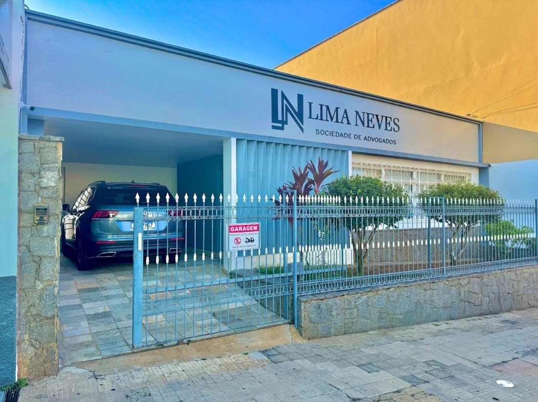 Fachada do escritório Lima Neves em São José do Rio Pardo